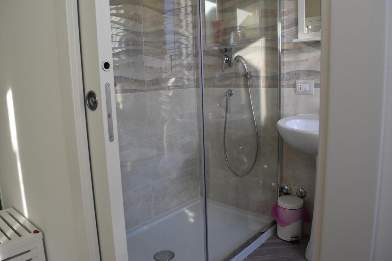 Bed & Breakfast Domus Pepe Scalea Exterior photo