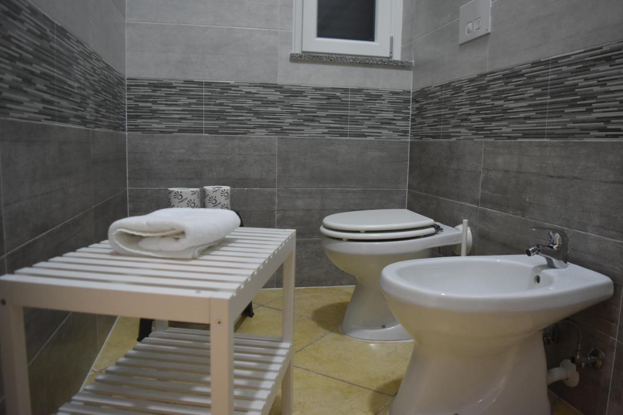 Bed & Breakfast Domus Pepe Scalea Exterior photo